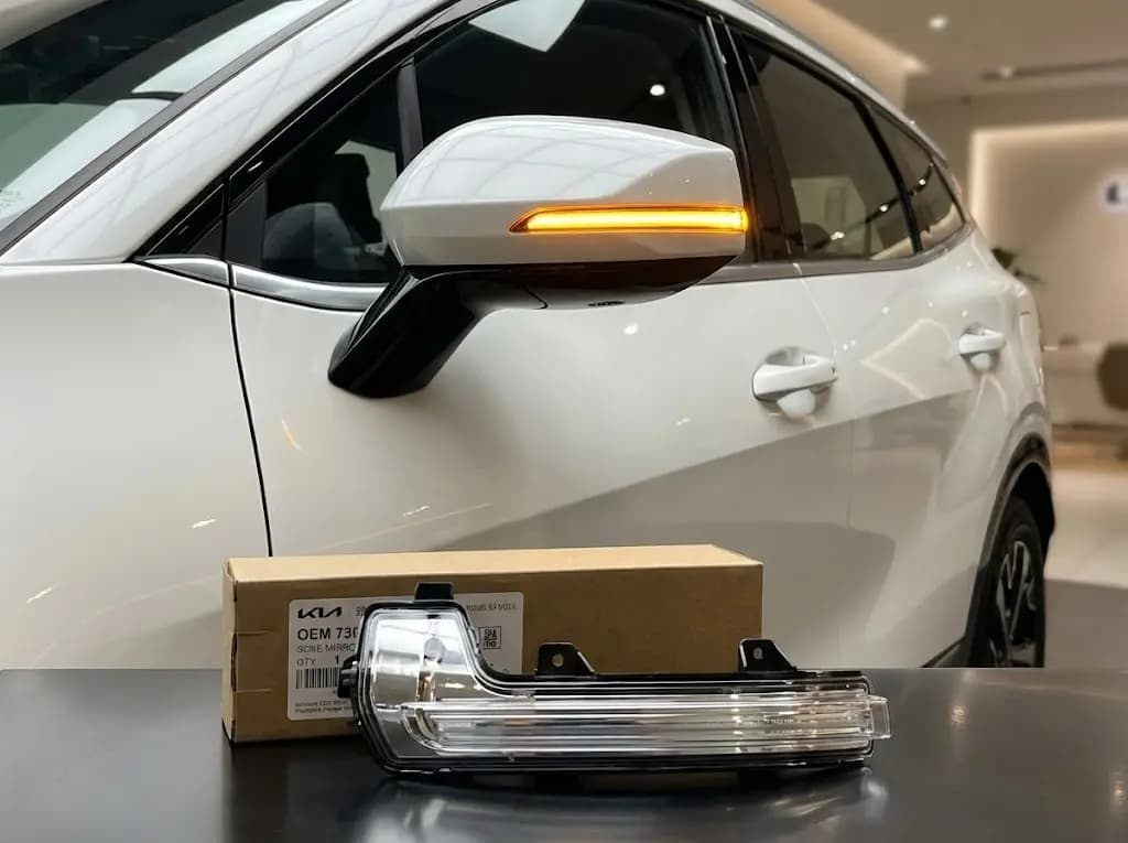 غماز مراية جانبية سبورتاج 2023 صيني / Sportage 2023 Mirror Turn Signal
